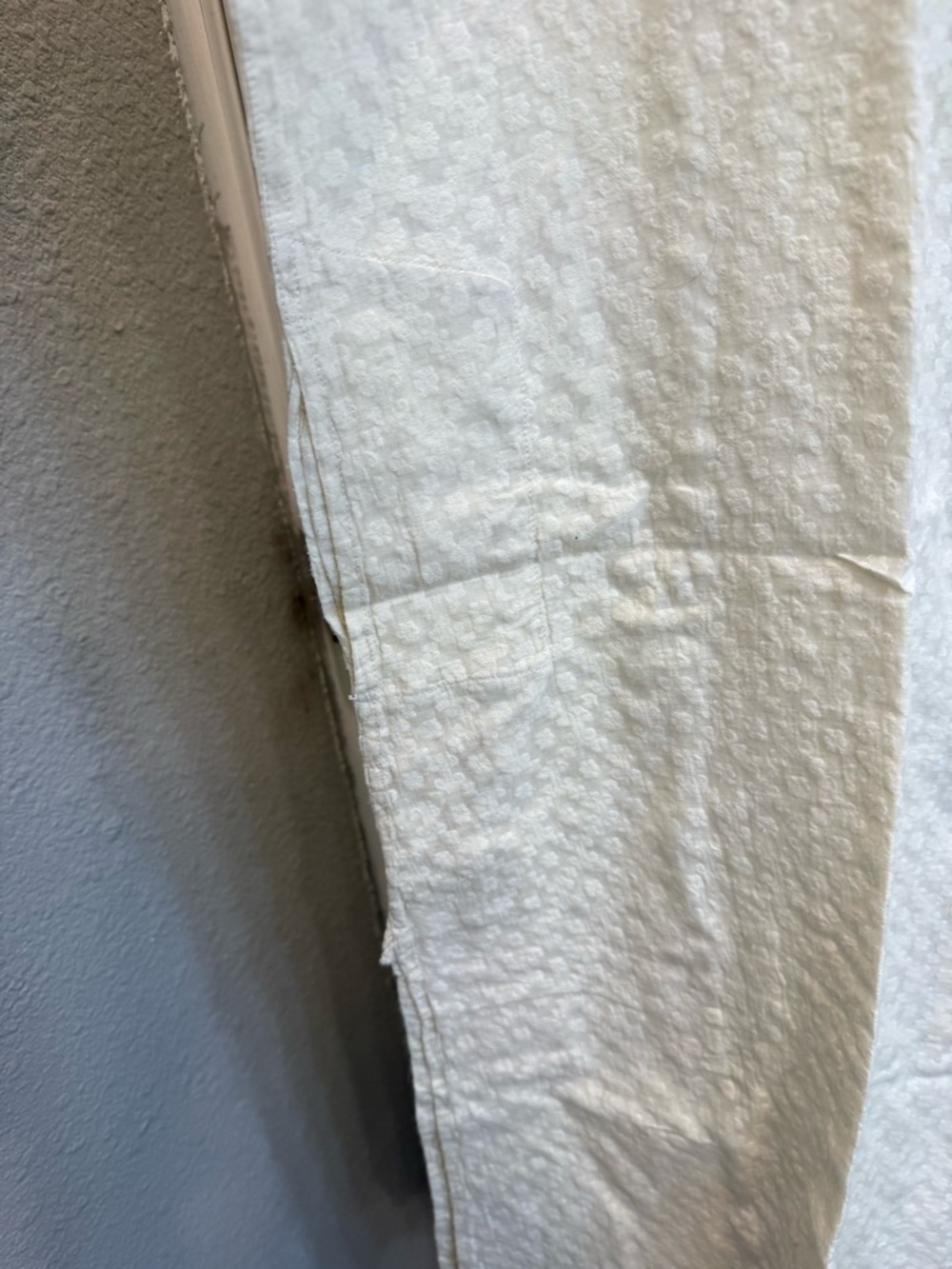 Men’s Fabindia Cream Embossed ethnic Cotton silk kurta and churidar pajama - Picture 5 of 11